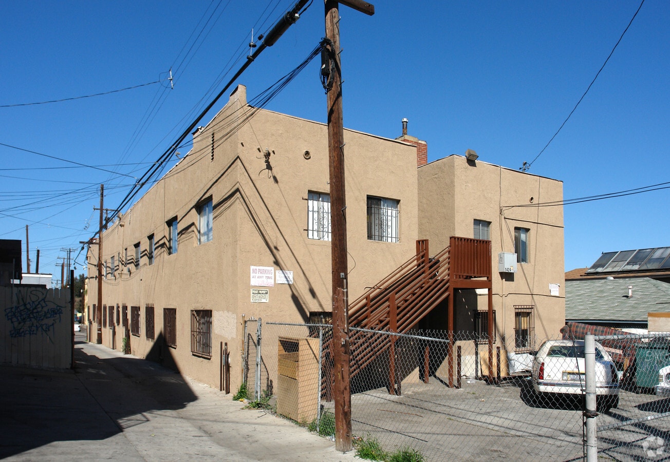 Photo - 1424 Chestnut Ave