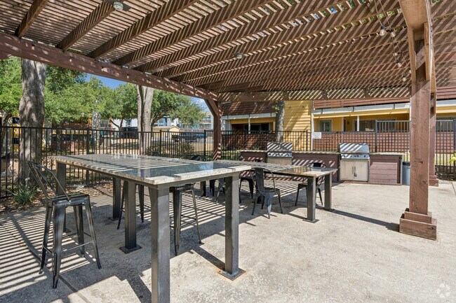 Flintridge Apartments