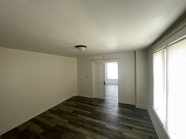 Photo - 1606 Grove St