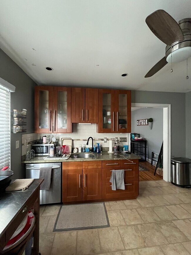 Photo - 10 Ashland St