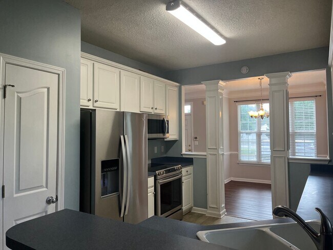 Photo - 127 Cirrus Ct