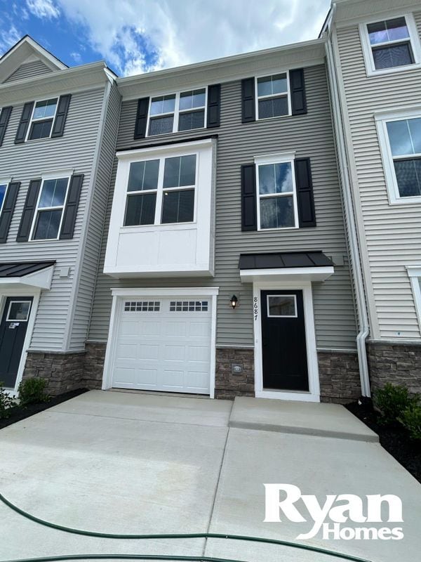 Building Photo - 8687 Stevenson Ln Rental