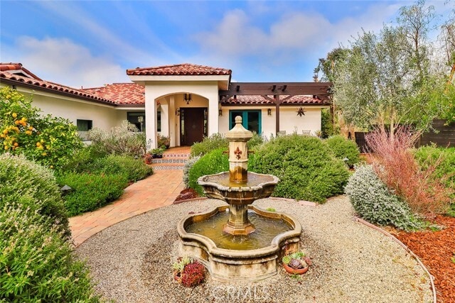 Photo - 5617 Colodny Dr