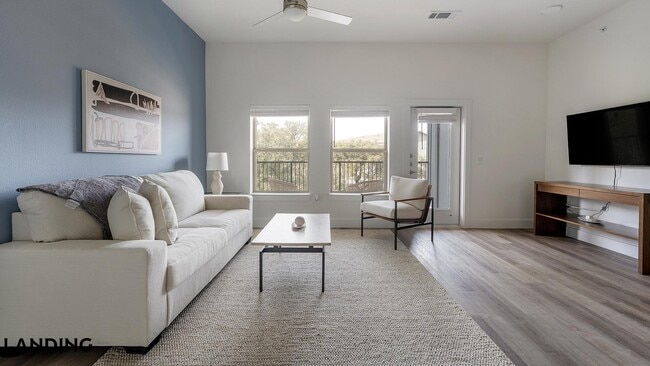 Photo - 116 Talon Grasp Trail Unit 5302