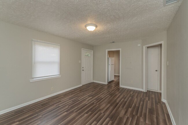 Photo - * Section 8 Voucher Welcomed* $1,000 - Jus...