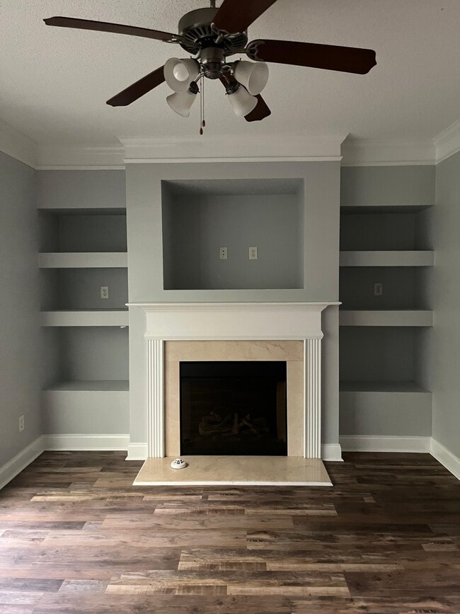 Photo - 2731 Halligan Point