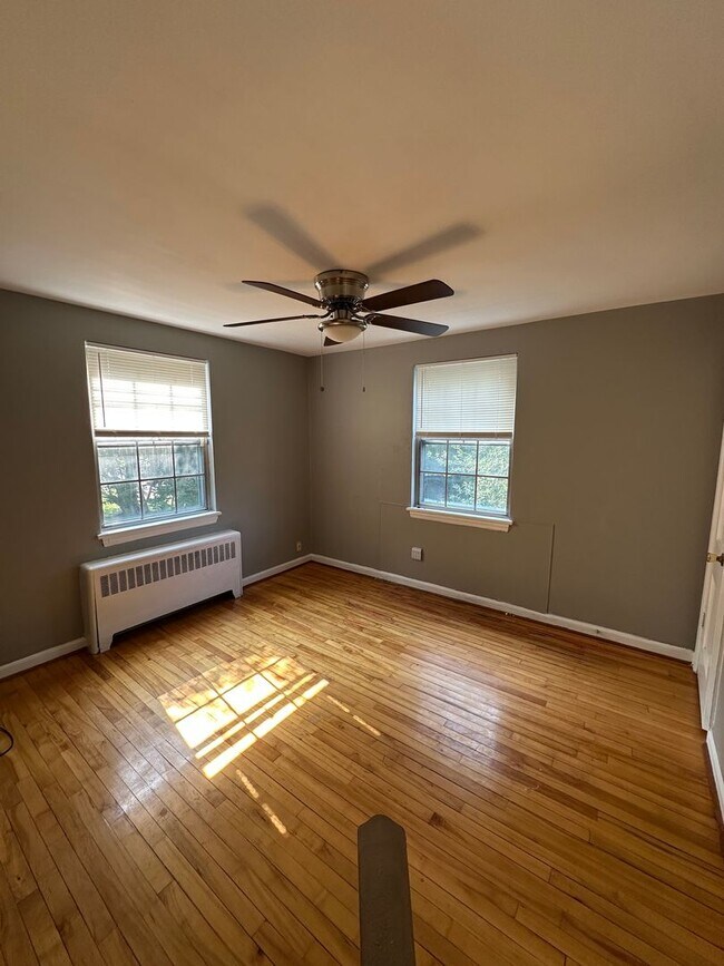 Photo - 209 W Parkway Ave Unit Apt B