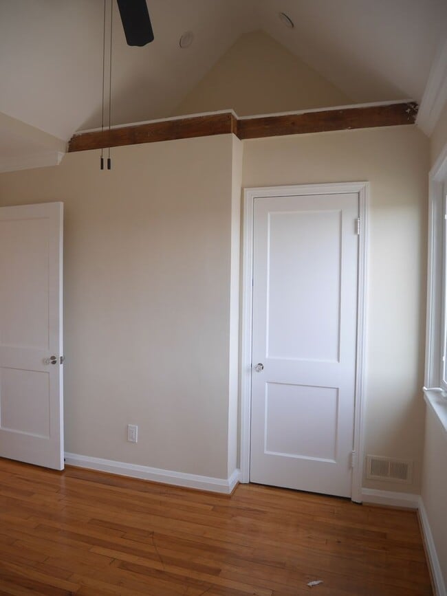 Photo - Modernized 2 Bedroom Rowhome in Baltimore