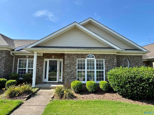 Building Photo - 21946 Williamsburg Dr Rental