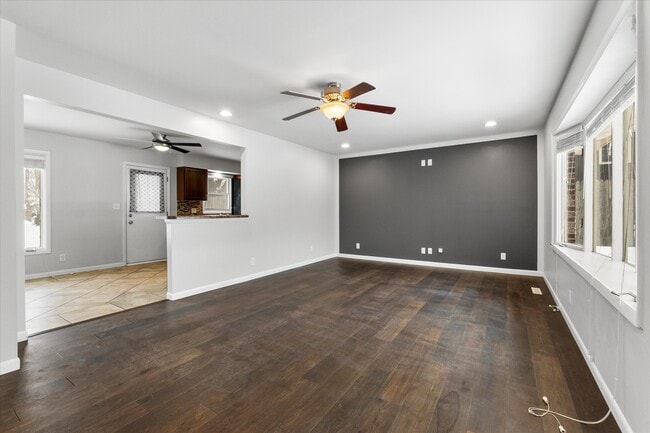 Photo - 1328 Timberline Dr