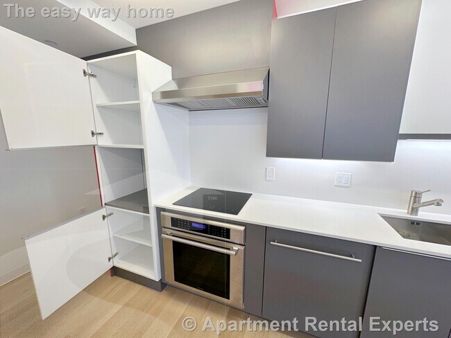 Photo - 29 Warren St Unit #1