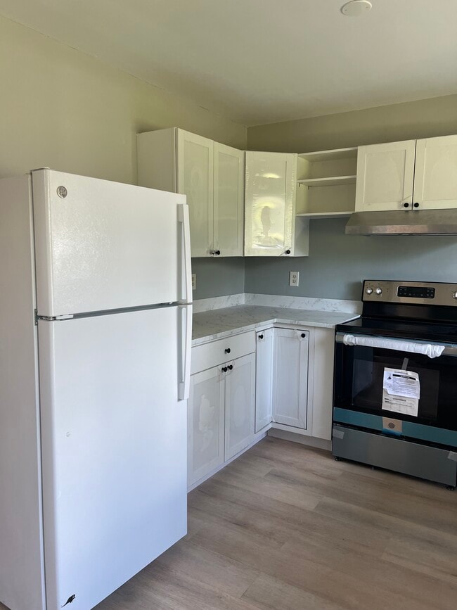 Photo - E16 Stonehedge Dr