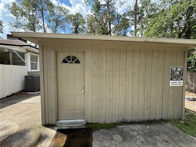 Building Photo - 324 NW 19th St Rental