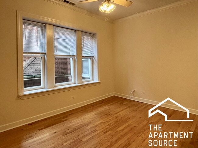 Photo - 3252 N Clifton Ave Unidad W1