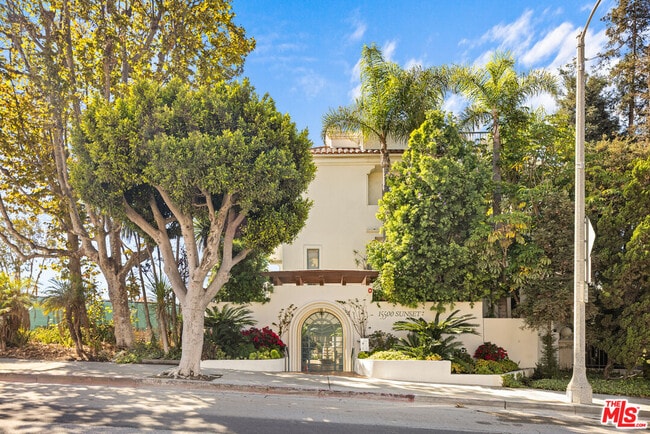 Building Photo - 15500 Sunset Blvd Unit 101