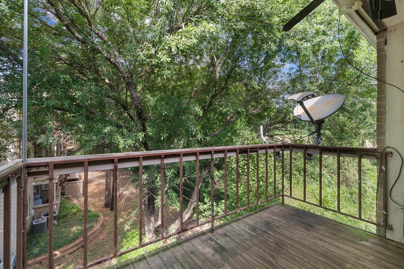 Photo - 3500 Tangle Brush Dr