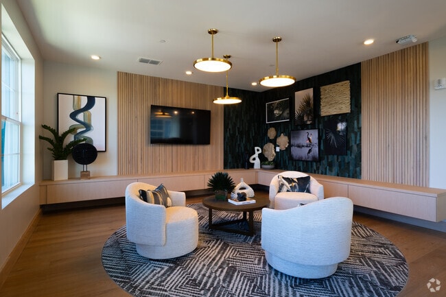 Fireworks Lounge - V by Alta