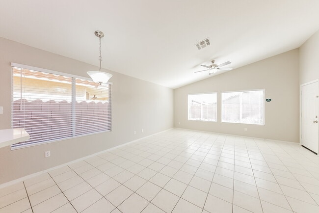 Photo - 8819 W Kings Ave