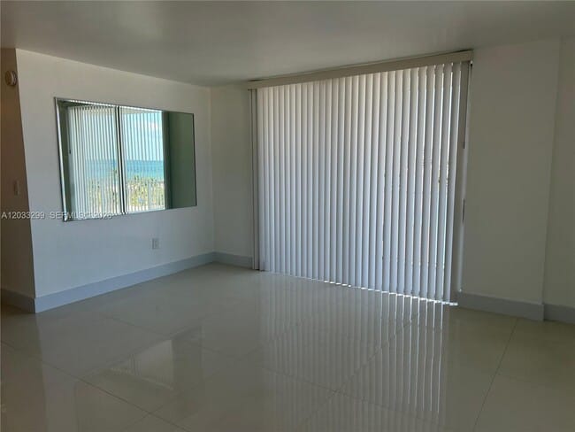 Photo - 1255 Collins Ave Unit 807