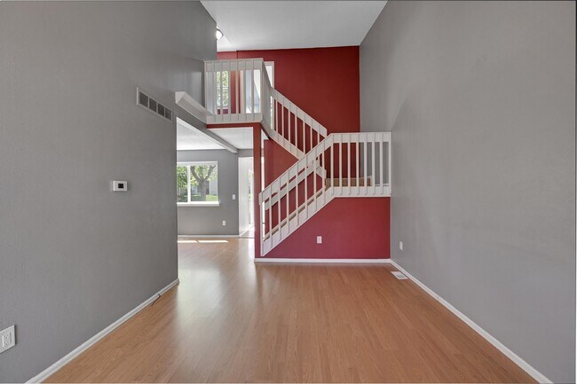 Photo - $2,595 - 3 Bed, 2.5 Bath Townhome in Arva... Unit #B