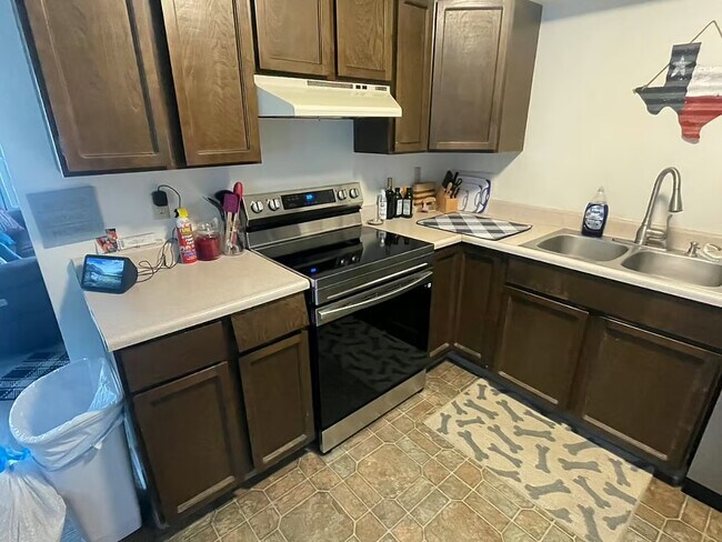 Photo - 2306 55th St