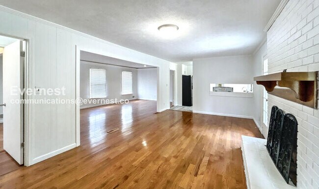 Photo - 5151 Vivid Dr SW