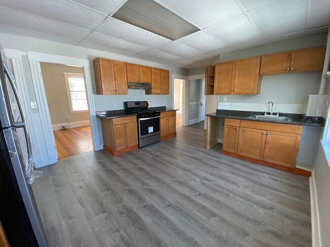 Photo - 45 Upham St Unit 3