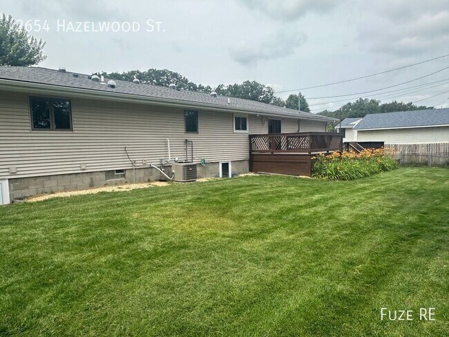 Photo - 2654 Hazelwood St