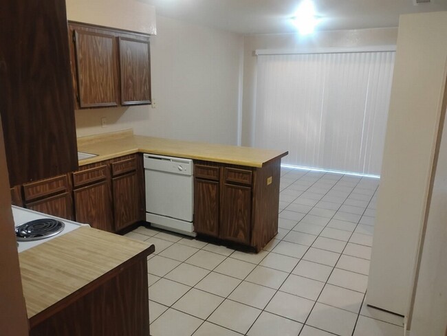 Photo - 3040 W Saginaw Way Unit 3040 W. Saginaw Way #103