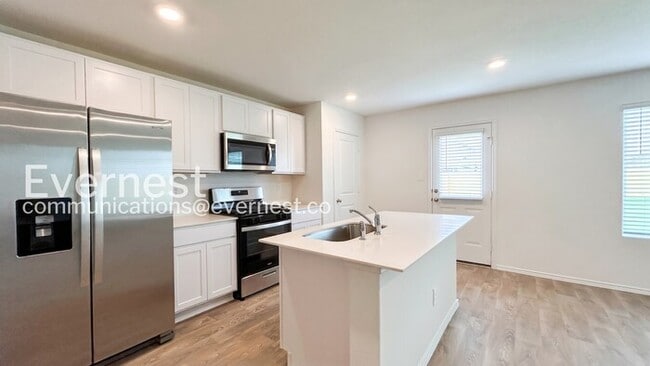 Photo - 16043 Mahogany Wy