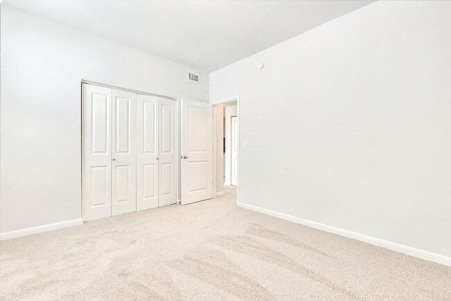 Building Photo - "Experience Comfort and Convenience in This 3-Bed, 2-Bath Kyle Home with 1620 Sq Ft of Living Spa...