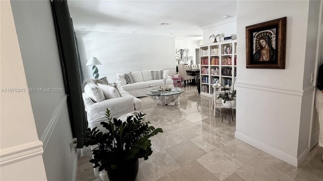 Photo - 5920 Maynada St