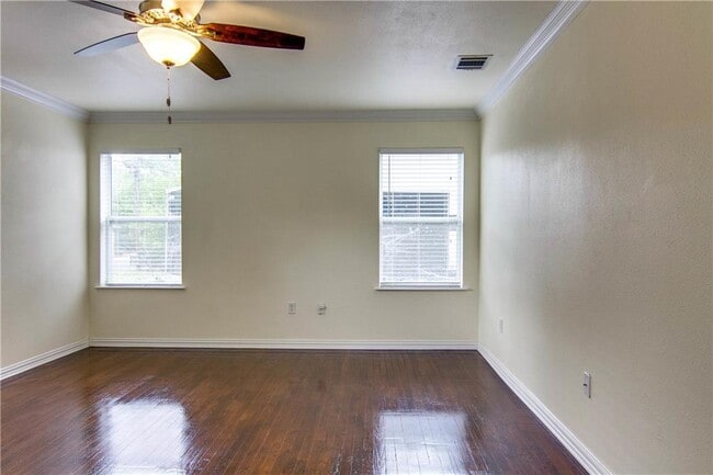 Photo - 1713 Cullen Ave