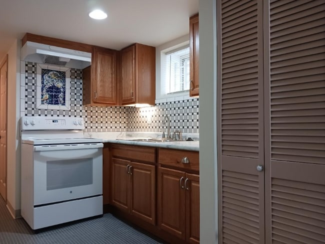 Building Photo - 2436 N Weil St Unit C Rental