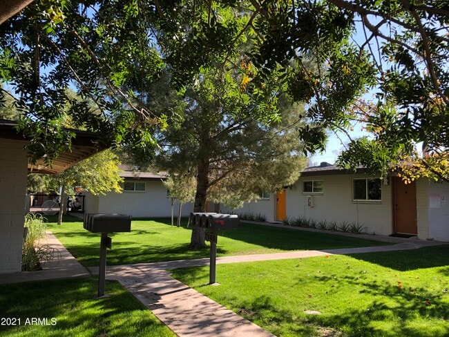 Photo - 2103 S Granada Dr
