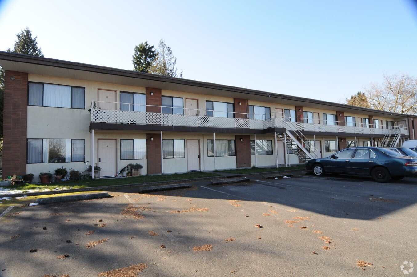 Cascade View Apartments - Cascade View Apartments