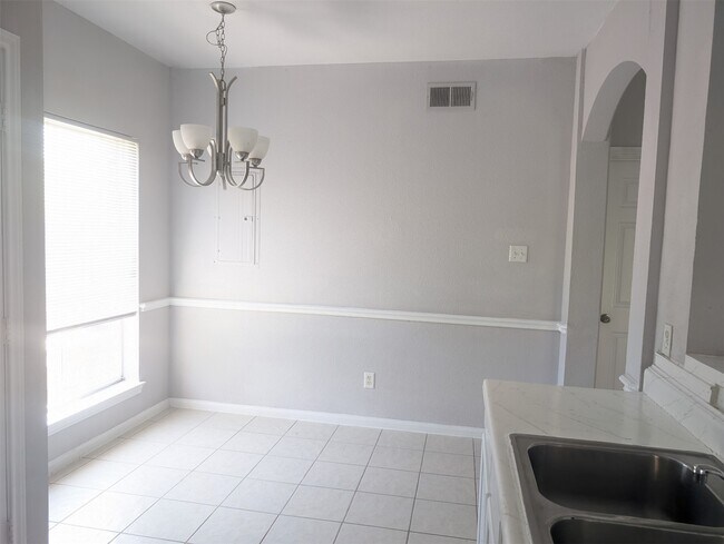 Photo - 6289 Wilcrest Dr Unit 8103
