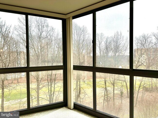 Photo - 3310 N Leisure World Blvd Unidad 6-629