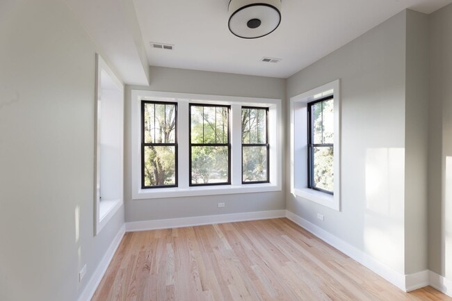 Photo - 2112 N Campbell Ave Unit G