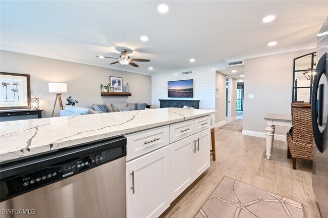 Photo - 3200 Gulf Shore Blvd N Unit 308