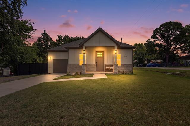 Building Photo - 400 N Kenny Dr