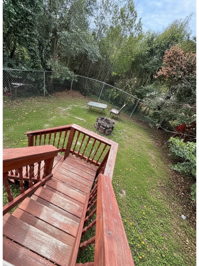 Photo - 391 Madison St