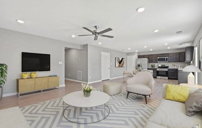 Photo - 6080 Arbor Wds Wy