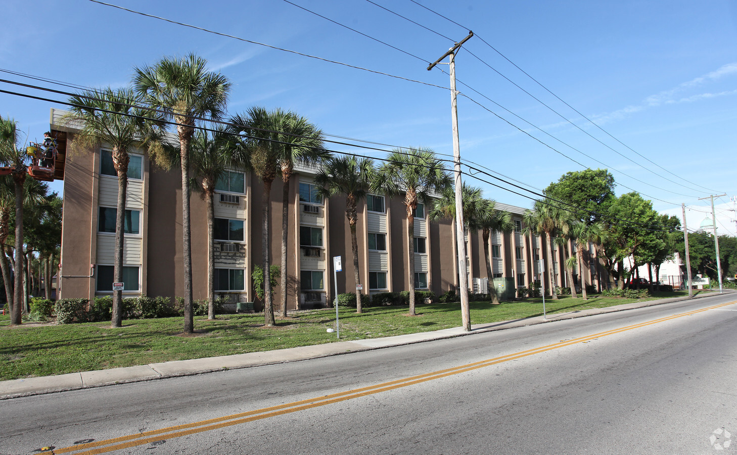 Central Court - Central Court Apartments