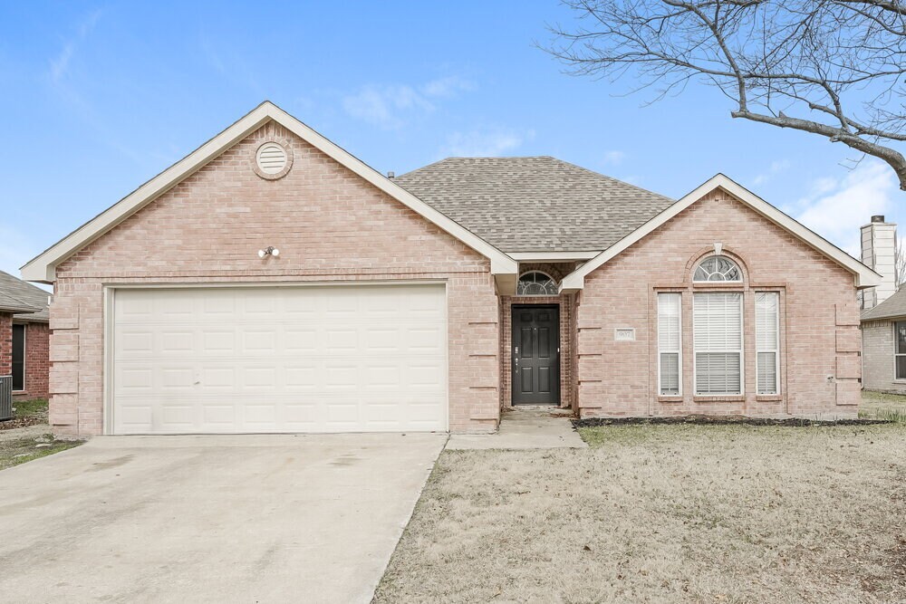 Photo - 907 Alpine St