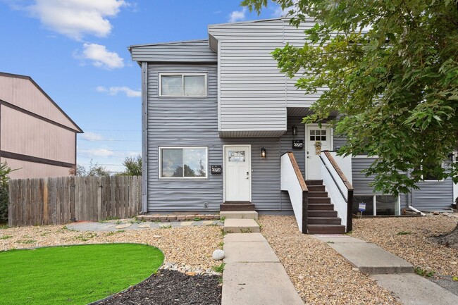 Newly Remodeled Denver Townhome - Newly Remodeled Denver Townhome