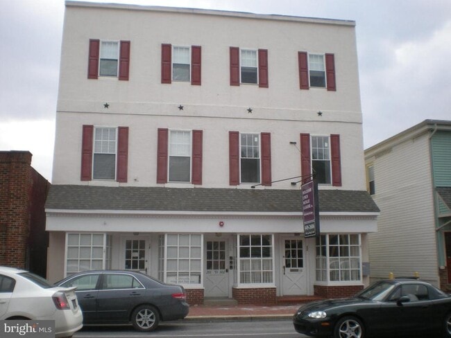 Photo - 20 W Main St Apartment Unit 301