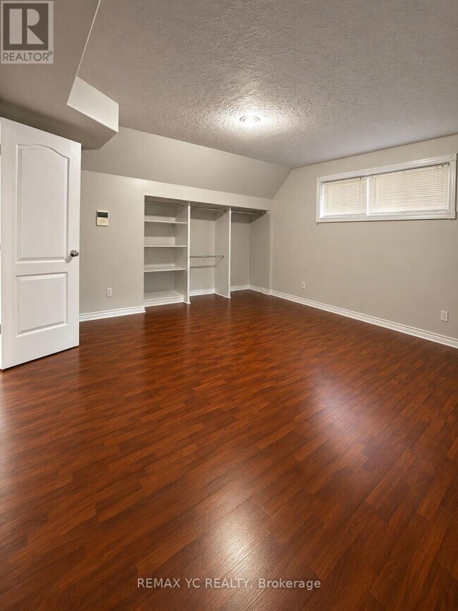 Photo - 201 Harlandale Ave