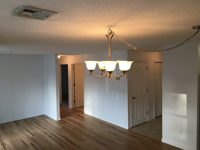 Photo - 450 Somerset Ave Unit 601