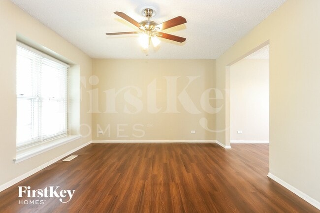 Photo - 9226 162nd St